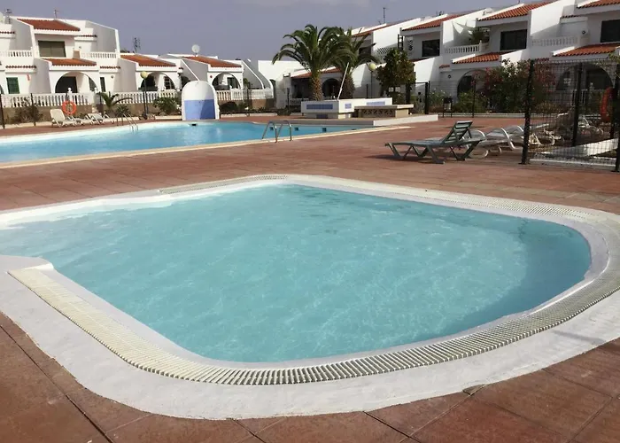 Costa Antigua كوستا دي أنتيجوا